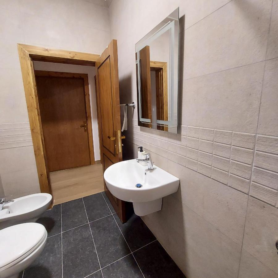 Coco Guesthouse Madaba Buitenkant foto